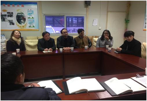 市总工会领导莅临公交125路参观指导.JPG 市总工会领导莅临公交125路参观指导.JPG