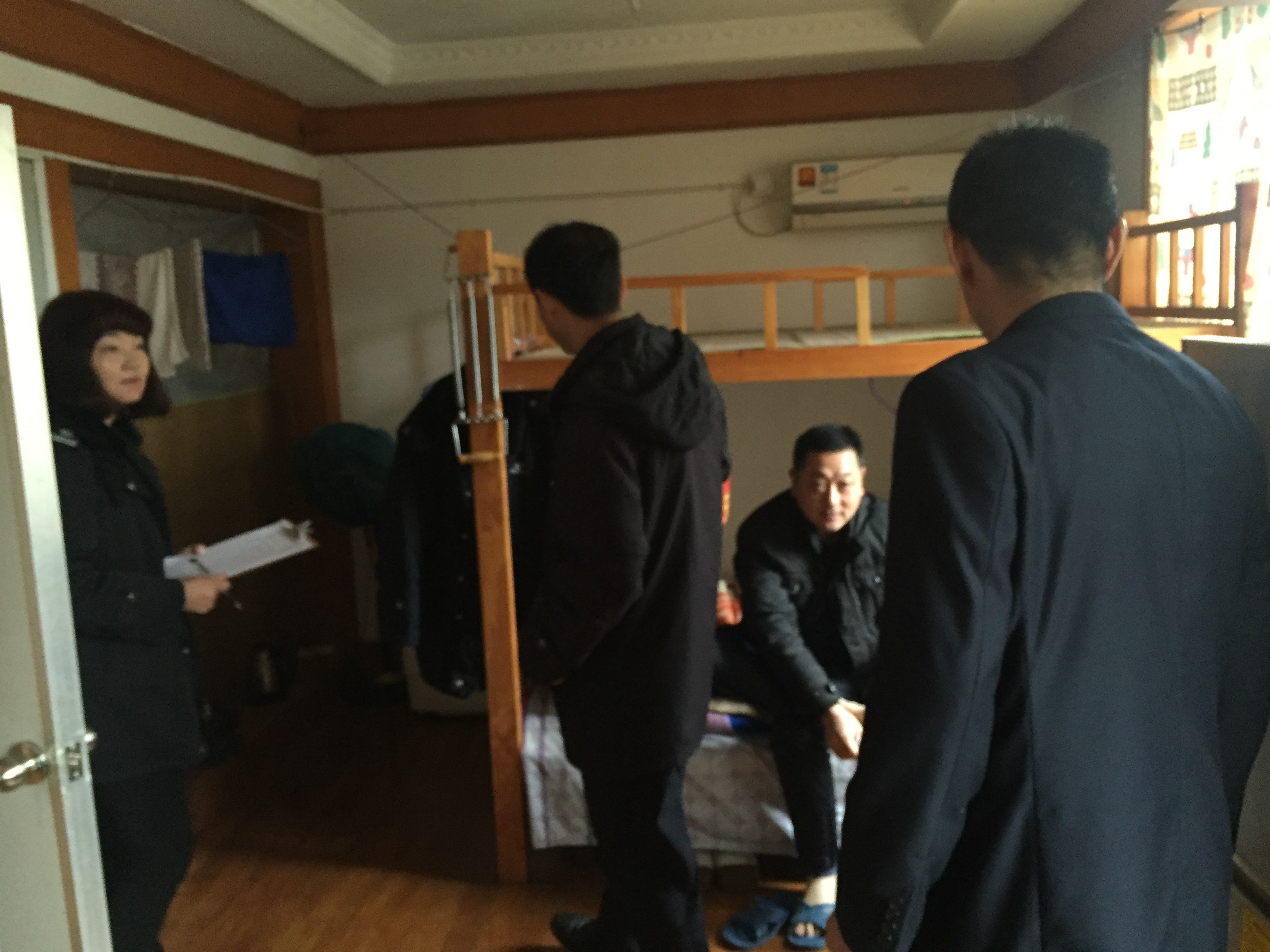 检查驾驶员宿舍是否安全.jpg 检查驾驶员宿舍是否安全.jpg