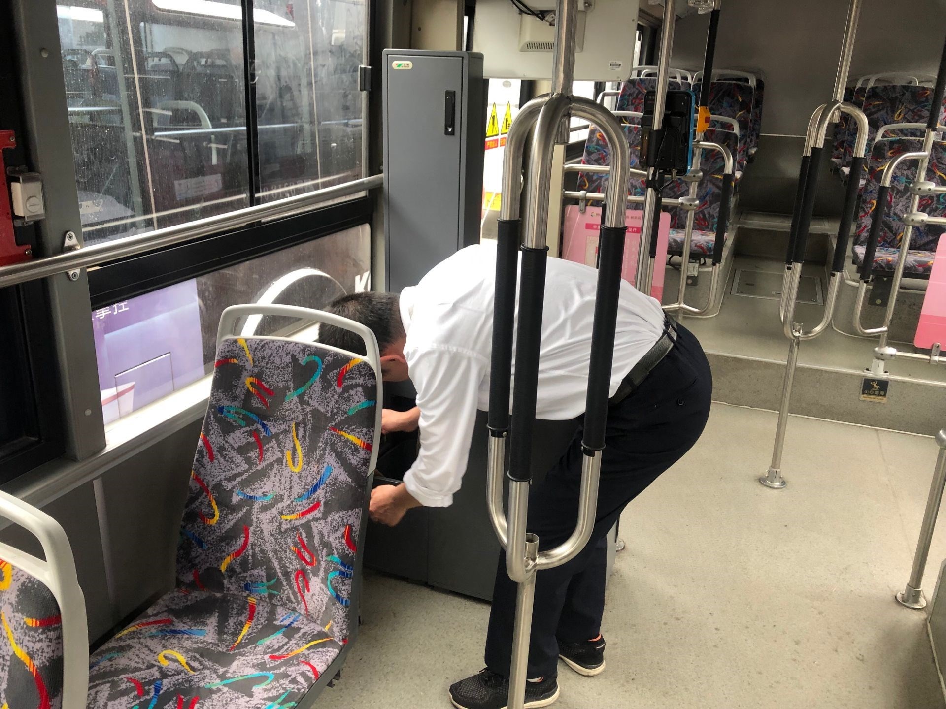 安全月检查2.jpg 安全月检查2.jpg