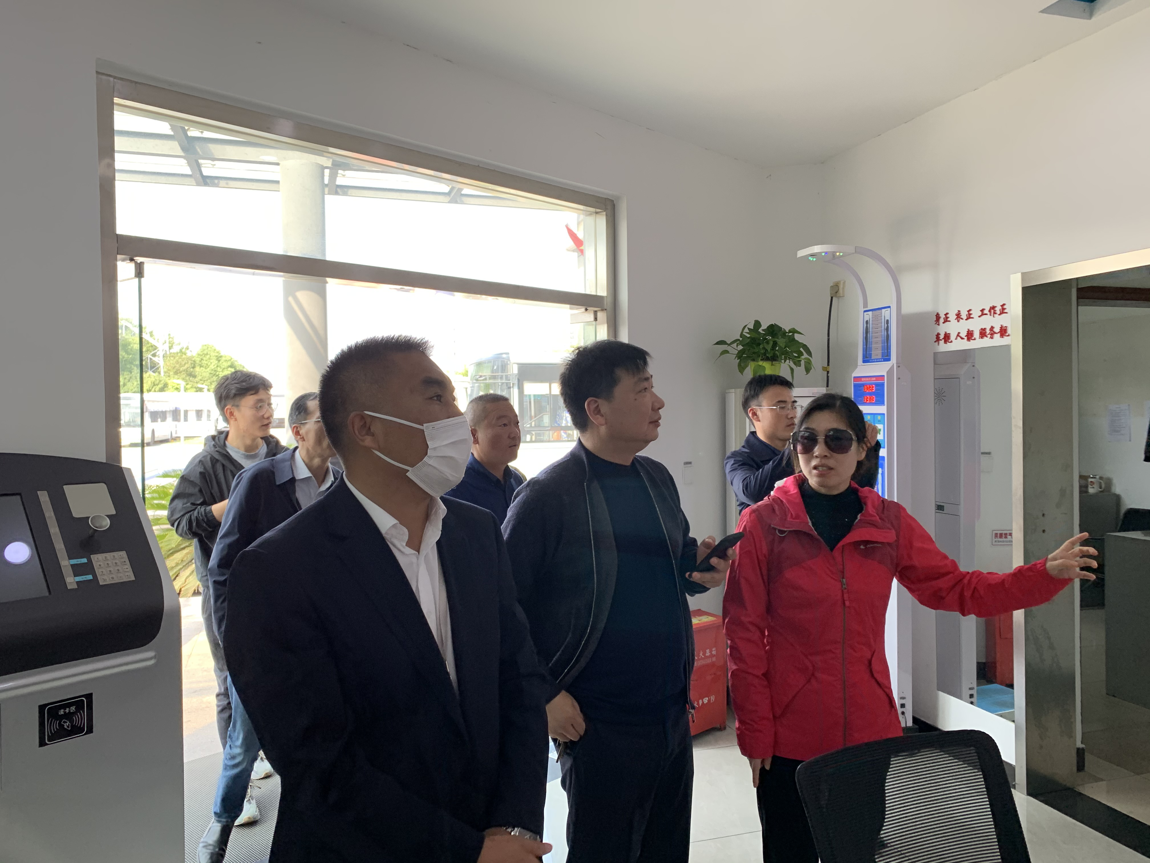 绍兴公交参观体育中心车队.png 绍兴公交参观体育中心车队.png