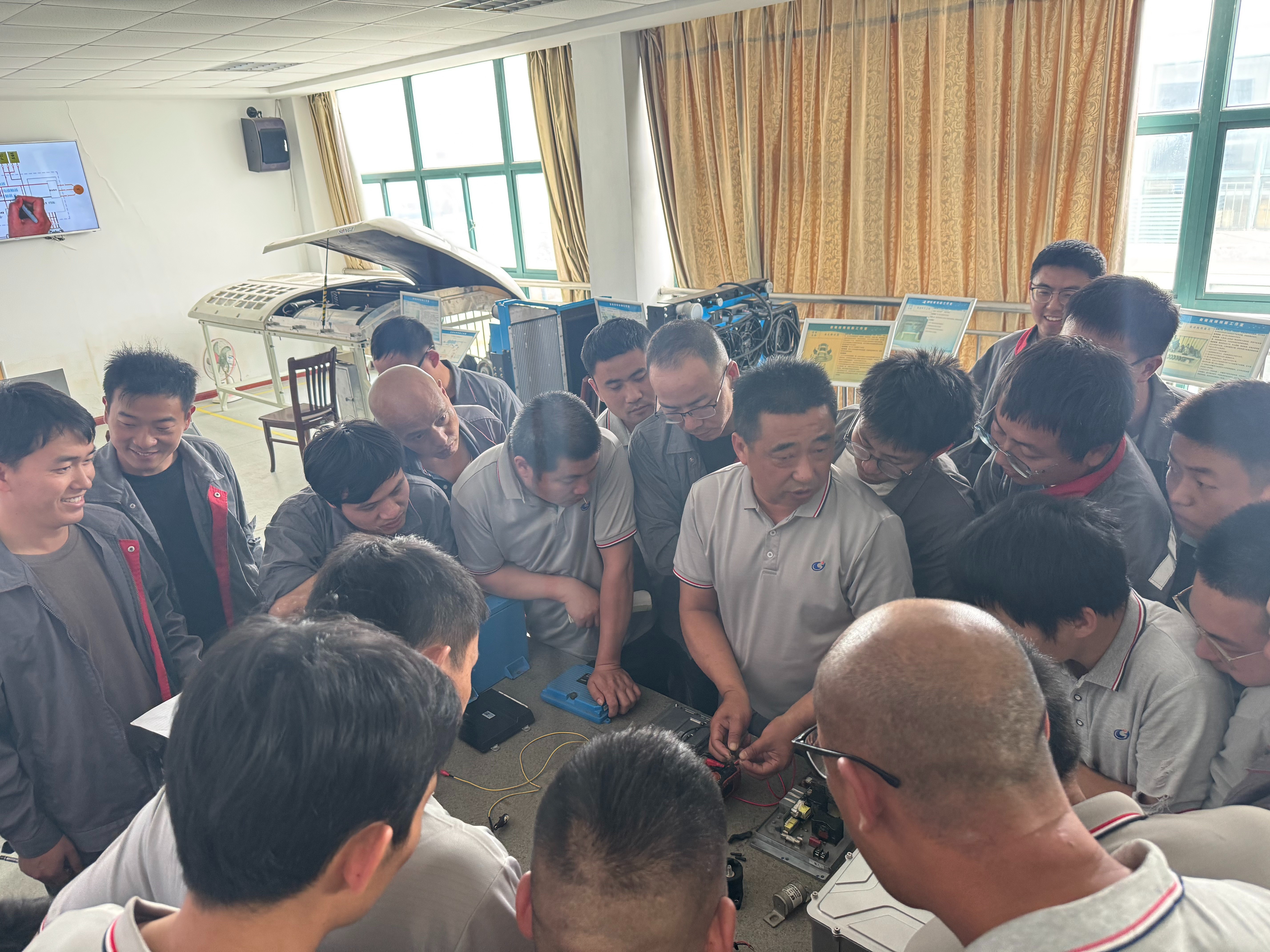微信图片_20250528151119.jpg 微信图片_20250528151119.jpg